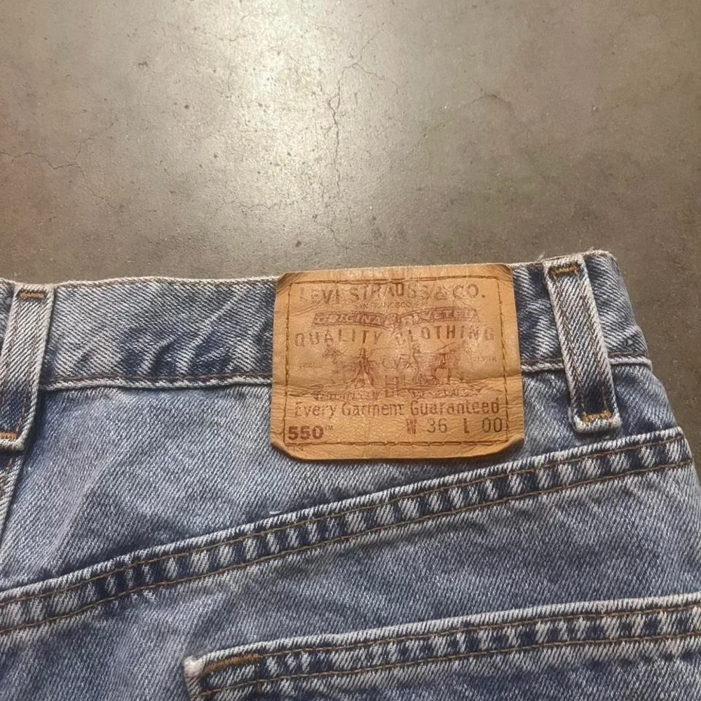 Vintage Levi's blue men's jorts‎ baggy skater light wash USA made paper tag